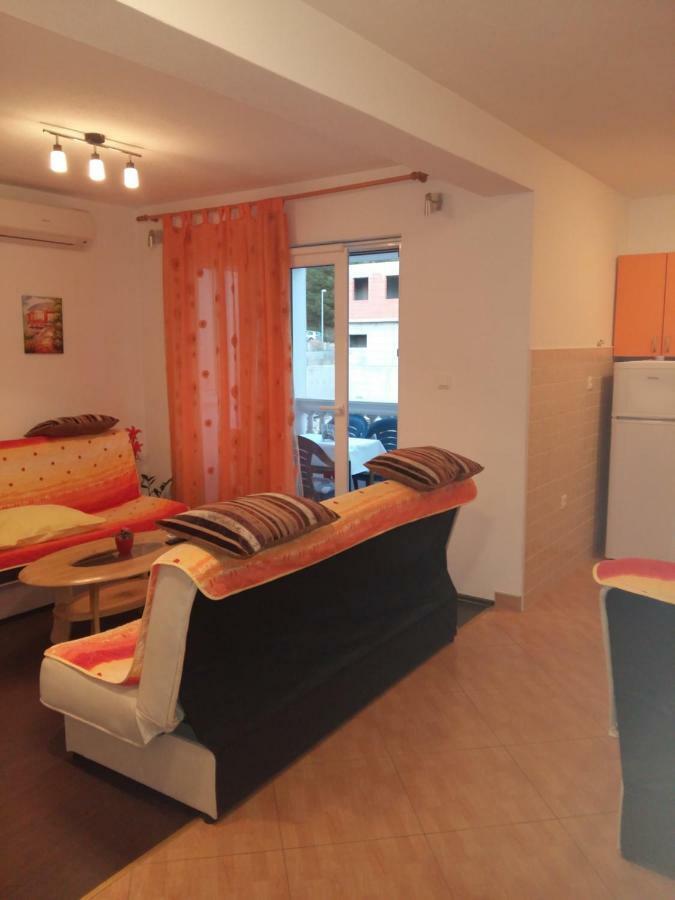 Apartmani Slavica Makarska Exterior foto